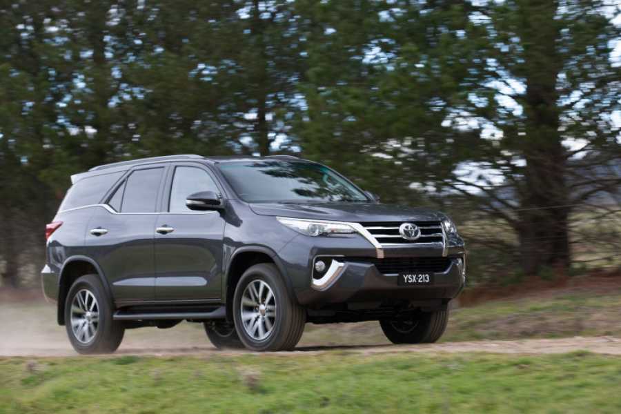 Toyota Fortuner 4X4, Toyota Fortuner 4X4 rental Rwanda, Toyota Fortuner 4X4 price Rwanda, Toyota Fortuner 4X4 hire Kigali, Toyota Fortuner 4X4 features