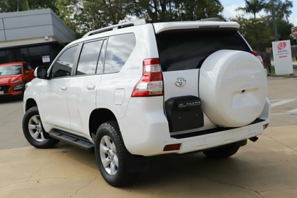 fast rwanda car rental prado-landcruiser